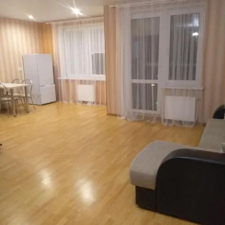 Метро Восток 1 Минута! Apartament